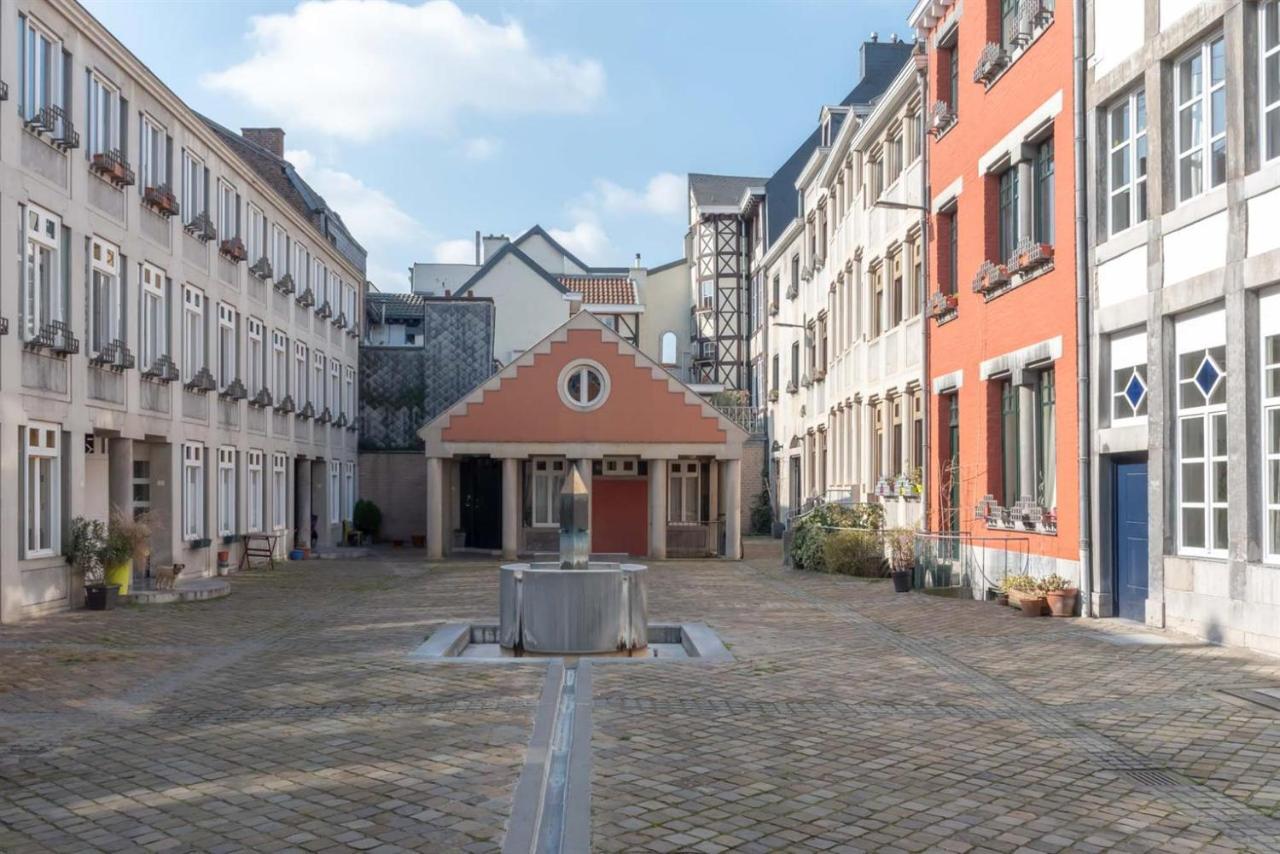 Duplex 2 Chambres Situe Au Centre Du Coeur Historique De Лиеж Екстериор снимка
