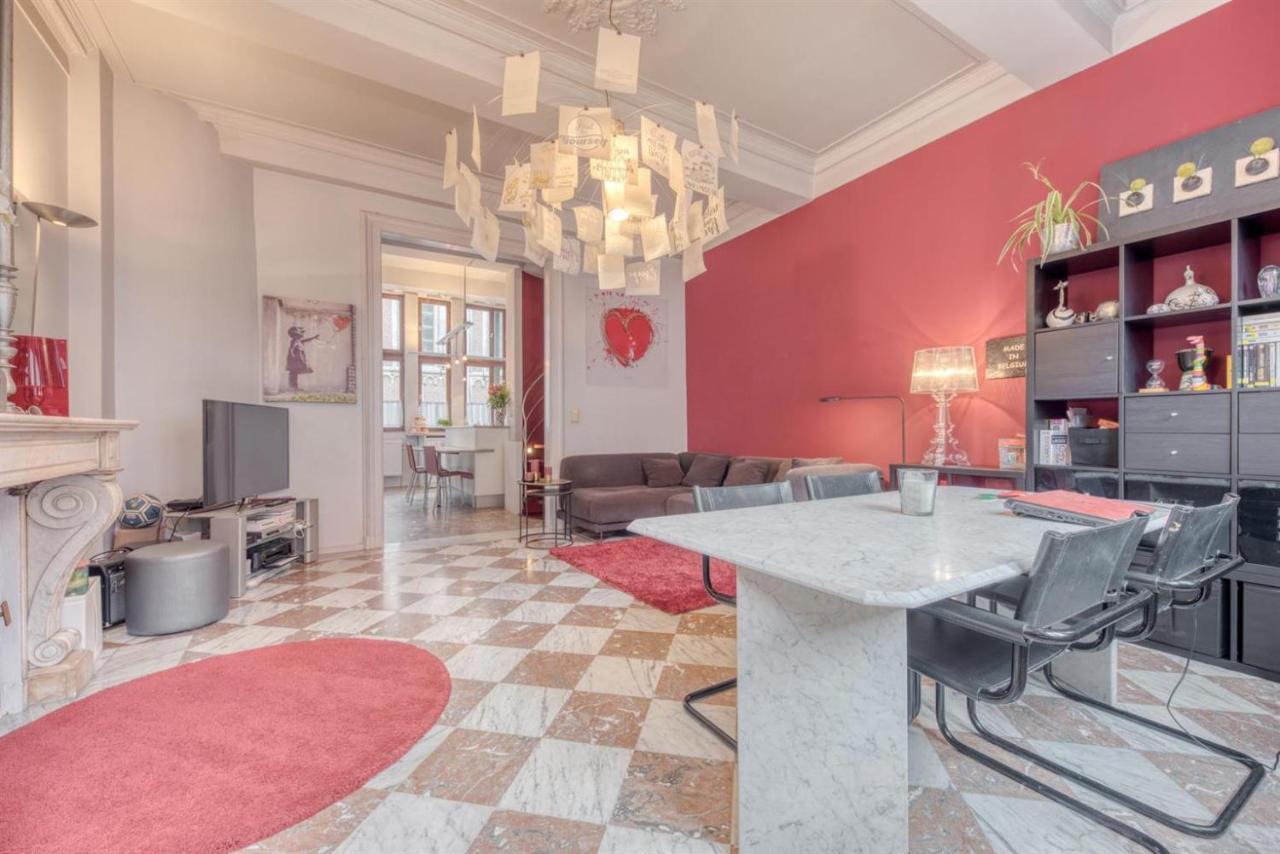 Duplex 2 Chambres Situe Au Centre Du Coeur Historique De Лиеж Екстериор снимка